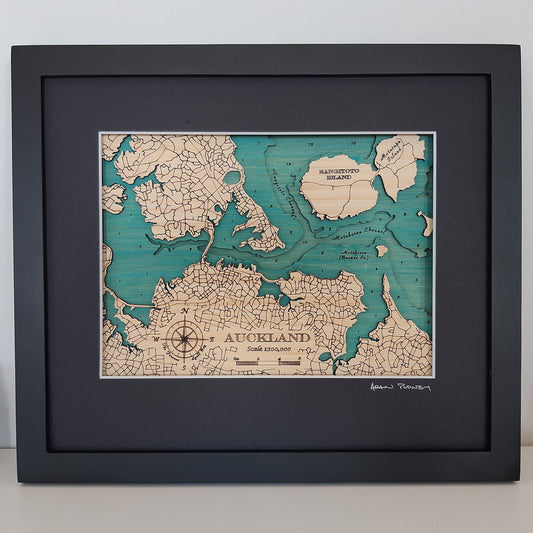 Auckland Sml 30 x 38