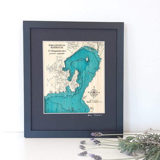 Wellington Harbour Sml 30 x 38
